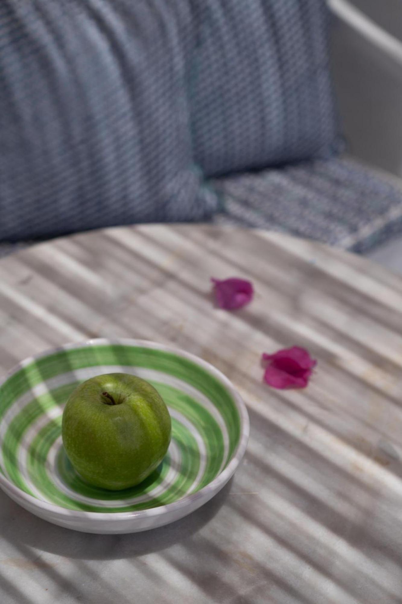 Madame Kalitsi Cozy Suites サントリーニ エクステリア 写真