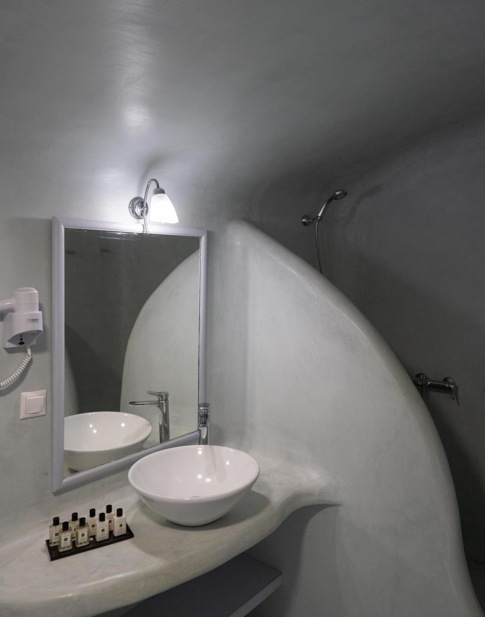 Madame Kalitsi Cozy Suites サントリーニ エクステリア 写真